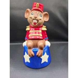 Walt Disney's Timothy Q. Mouse the Guardian of Dumbo Figurine Ceramic VTG 1997‎